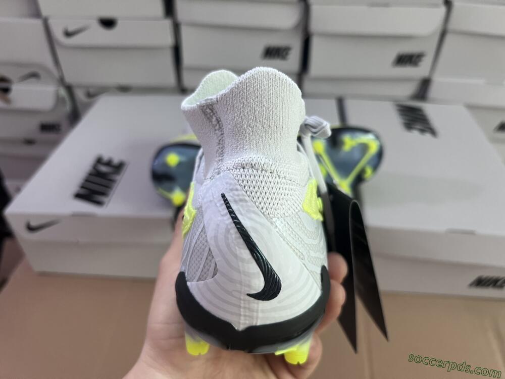 Nike Phantom GX Elite FG High-Tops Football Boots - Grey/Green/Pink