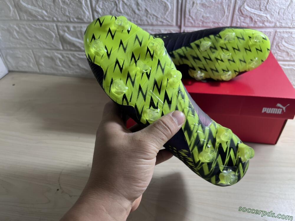 Puma Future Z 1.3 Instinct FG Low-Tops Football Boots - Black/Green