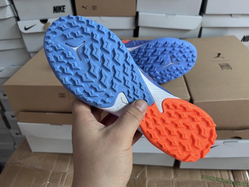 Puma Future Ultimate TF Low-Tops Football Shoes - Blue/Orange/White