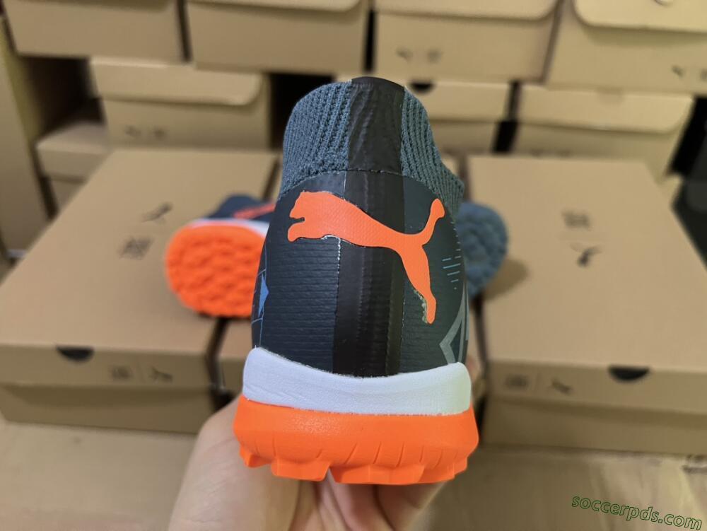 Puma Future Ultimate TF Low-Tops Football Shoes - Blue/Orange