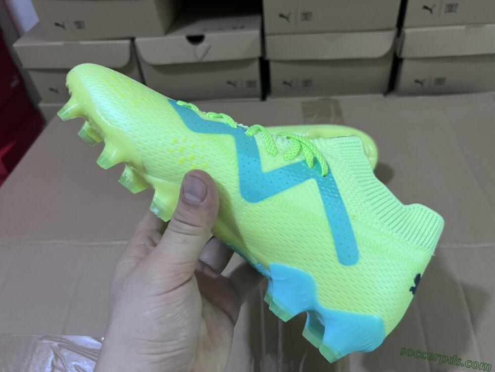 Puma Future Ultimate FG Low-Tops Football Boots - Green/Blue/Black