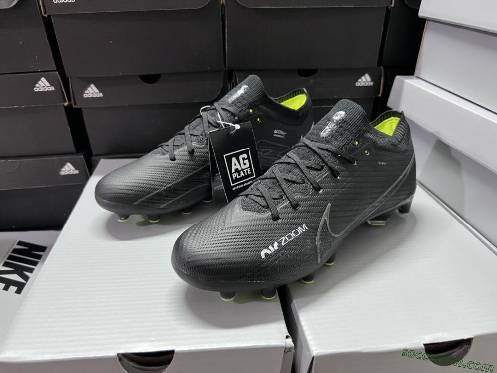 Nike Air Zoom Mercurial Vapor 15 Elite AG Low-Tops Football Boots - Black