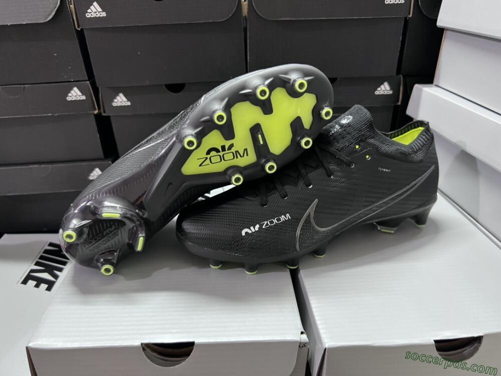 Nike Air Zoom Mercurial Vapor 15 Elite AG Low-Tops Football Boots - Black