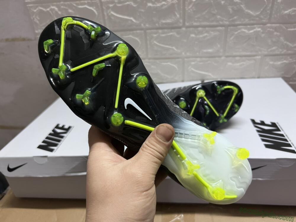 Nike Phantom GX Elite FG Low-Tops Football Boots - Grey/Rainbow
