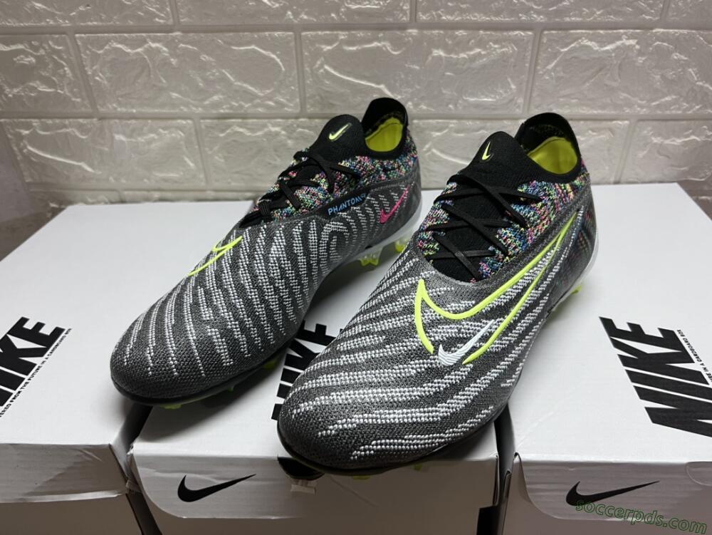 Nike Phantom GX Elite FG Low-Tops Football Boots - Grey/Rainbow