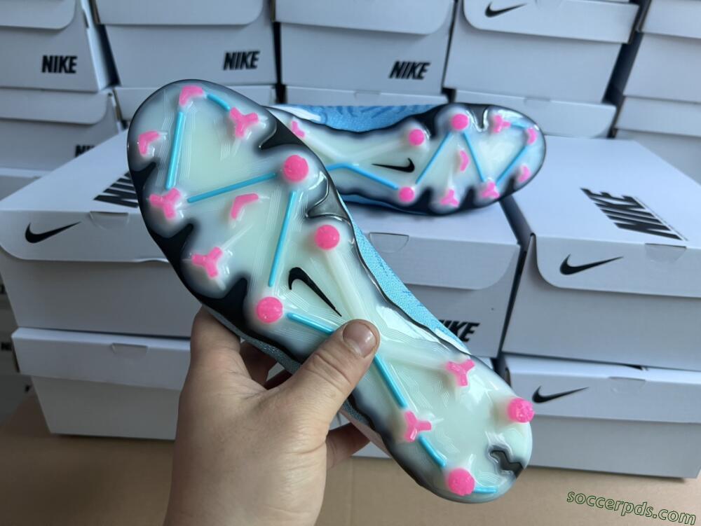Nike Phantom GX Elite FG Low-Tops Football Boots - Blue/White/Pink
