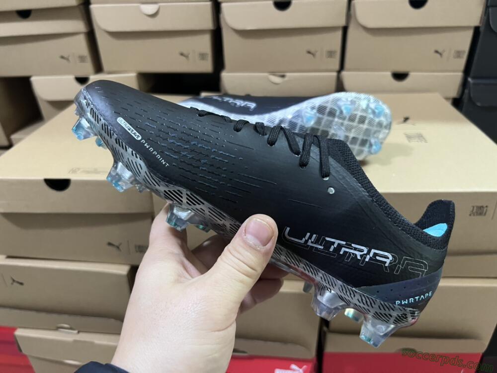 Puma Ultra Ultimate FG Low-Tops Football Boots - Black/White/Blue