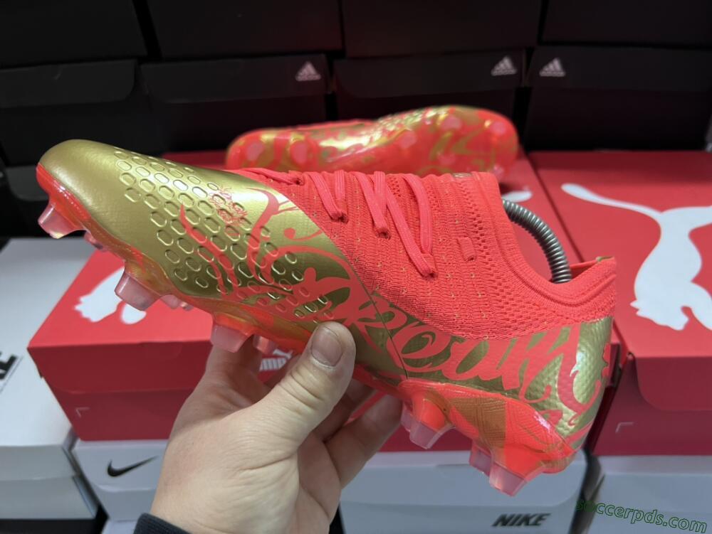 Puma Future Z 1.3 FG Low-Tops Football Boots - Red/Gold