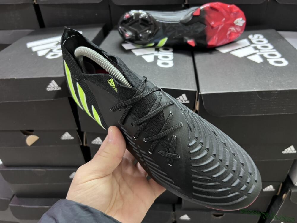 Adidas Predator Edge Geometric.1 FG Low-Tops Football Boots - Black/Yellow/Red