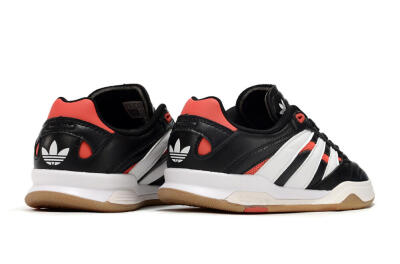 Adidas Predator Mundial IC Low-Tops Football Shoes - Black/White/Red