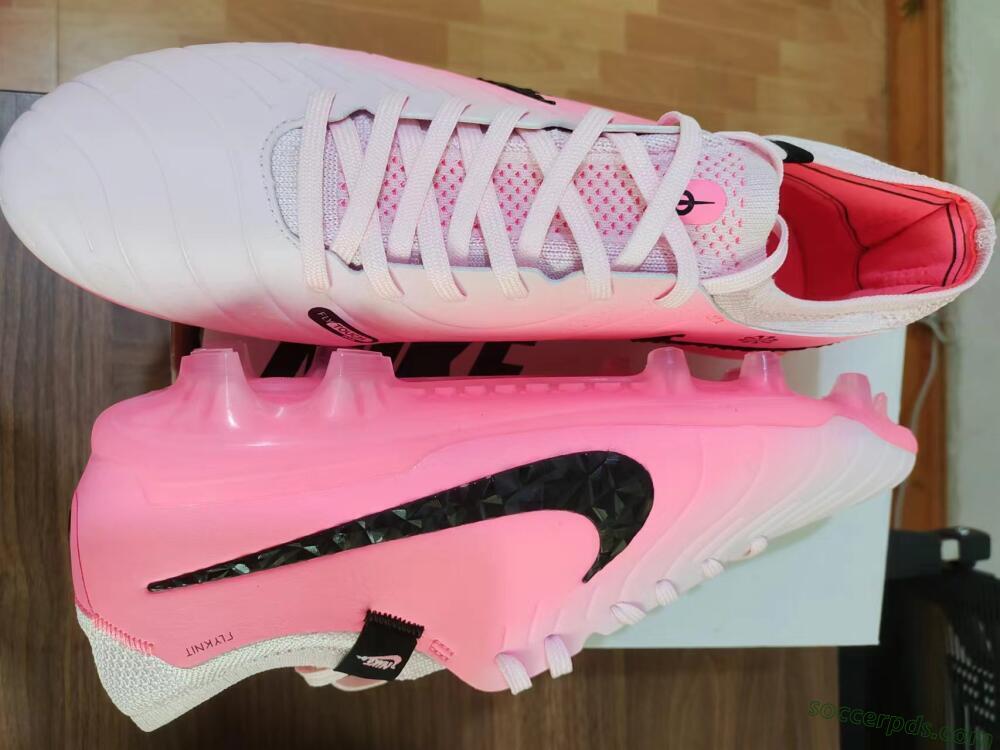 Nike Tiempo Legend 10 Elite FG Low-Tops Football Boots - Pink/Black