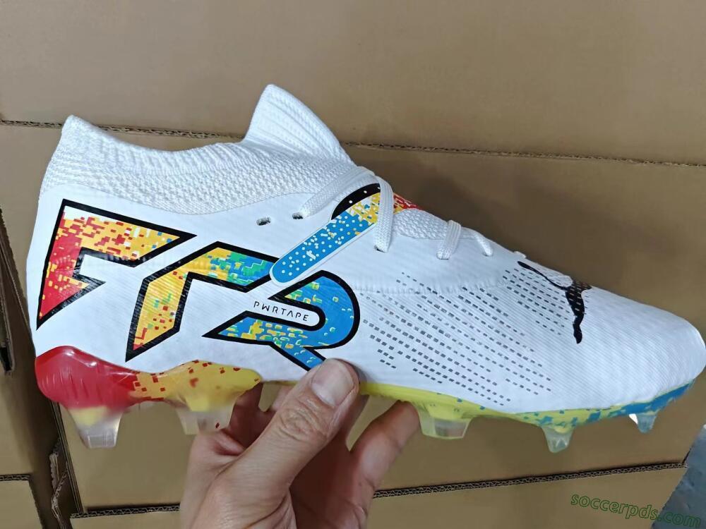 Puma Future Ultimate FG Low-Tops Football Boots - White/Blue/Red
