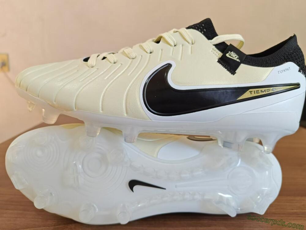 Nike Tiempo Legend 10 Elite FG Low-Tops Football Boots - Beige/Black/White