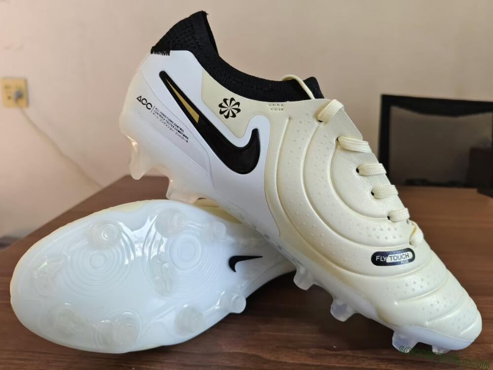 Nike Tiempo Legend 10 Elite FG Low-Tops Football Boots - Beige/Black/White