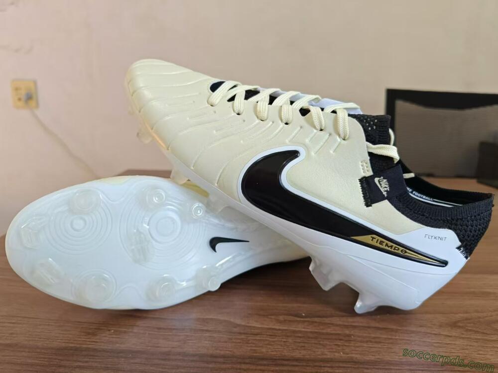 Nike Tiempo Legend 10 Elite FG Low-Tops Football Boots - Beige/Black/White