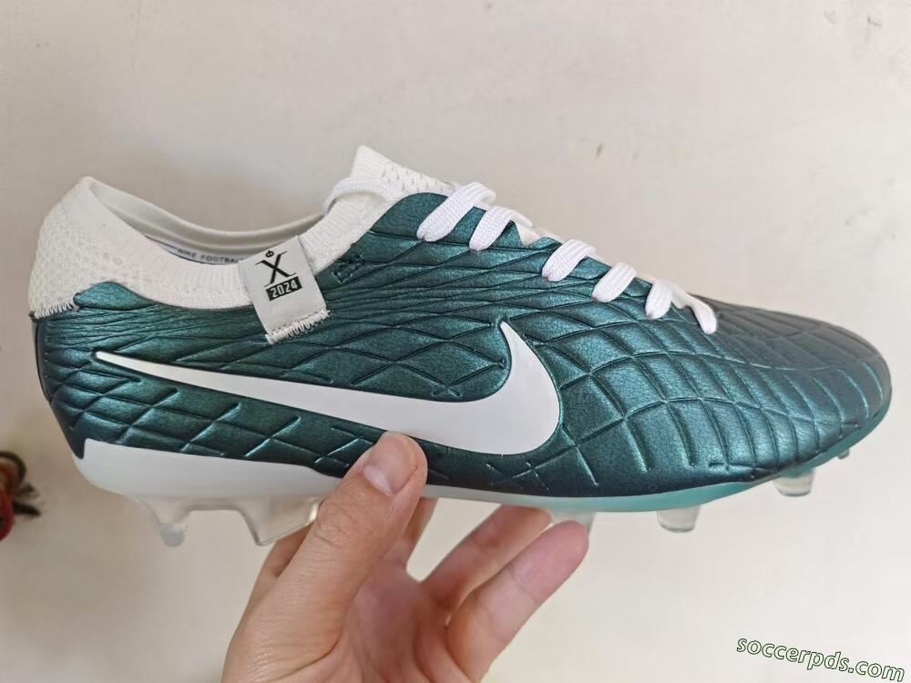 Nike Tiempo Legend 10 Elite FG Low-Tops Football Boots - Jade/White