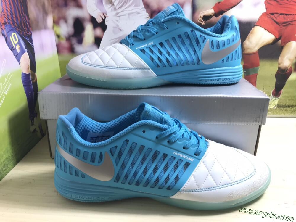 Nike Lunar Gato 2 IC Low-Tops Football Shoes - White/Blue/Silver