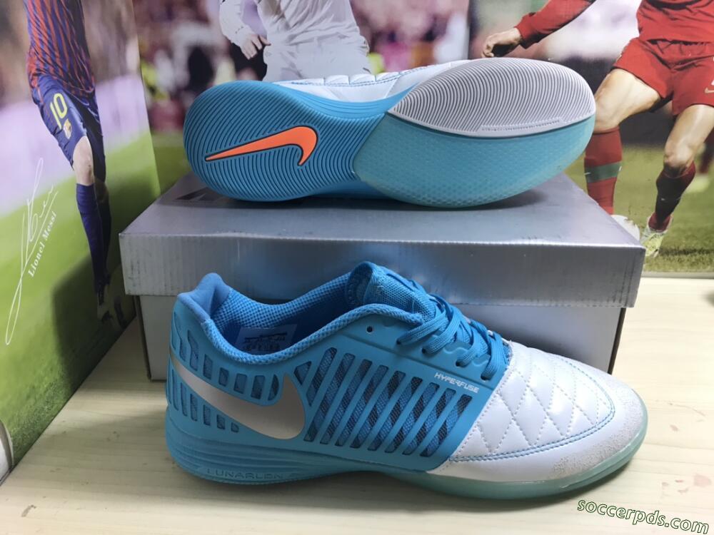 Nike Lunar Gato 2 IC Low-Tops Football Shoes - White/Blue/Silver