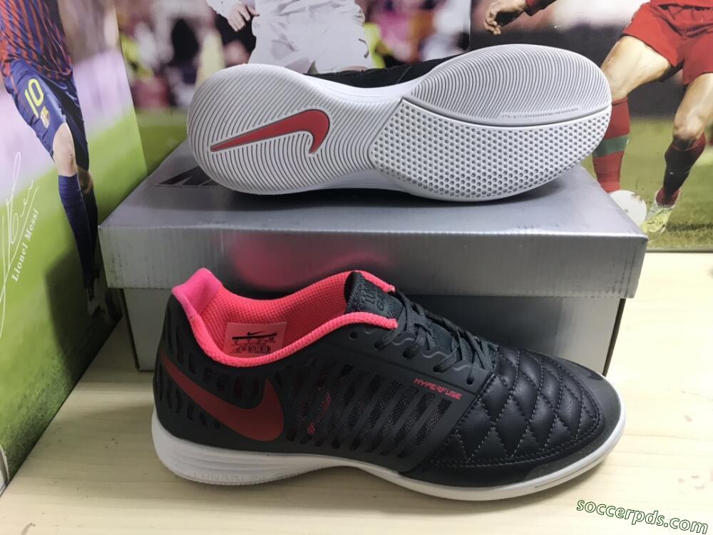 Nike Lunar Gato 2 IC Low-Tops Football Shoes - Black/Red/White