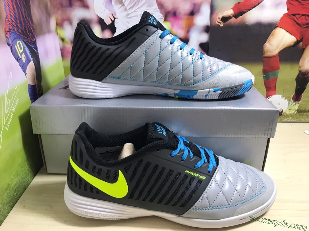 Nike Lunar Gato 2 IC Low-Tops Football Shoes - Black/Blue/Yellow