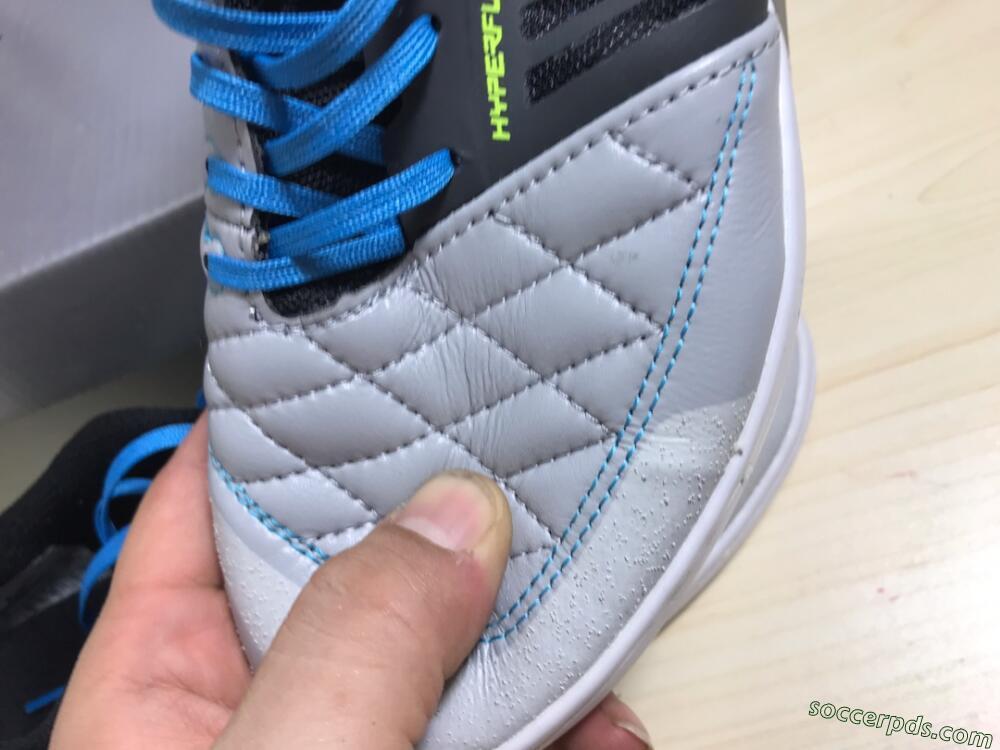 Nike Lunar Gato 2 IC Low-Tops Football Shoes - Black/Blue/Yellow