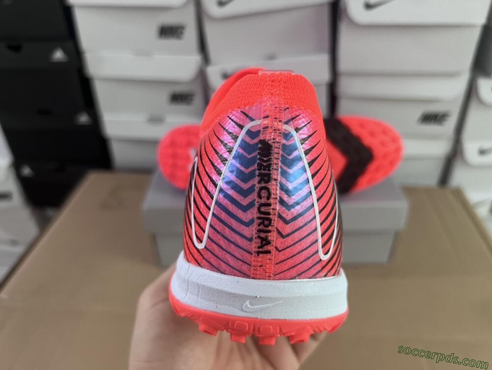 Nike Air Zoom Mercurial Vapor 16 Elite TF Low-Tops Football Shoes - Red/Black/White