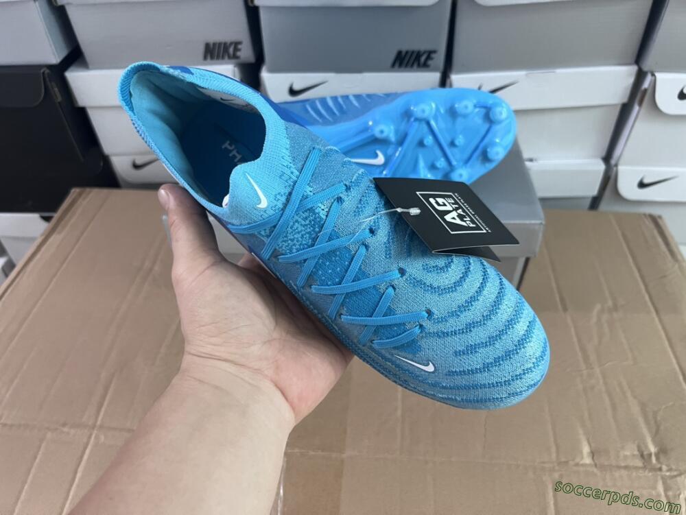 Nike Phantom GX 2 Elite AG Low-Tops Football Boots - Blue Fury/White