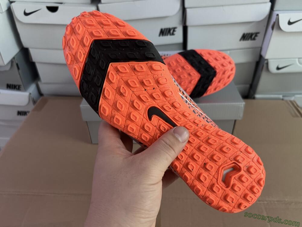 Nike Air Zoom Mercurial Vapor 15 Elite TF Low-Tops Football Shoes - Grey/Orange/Black