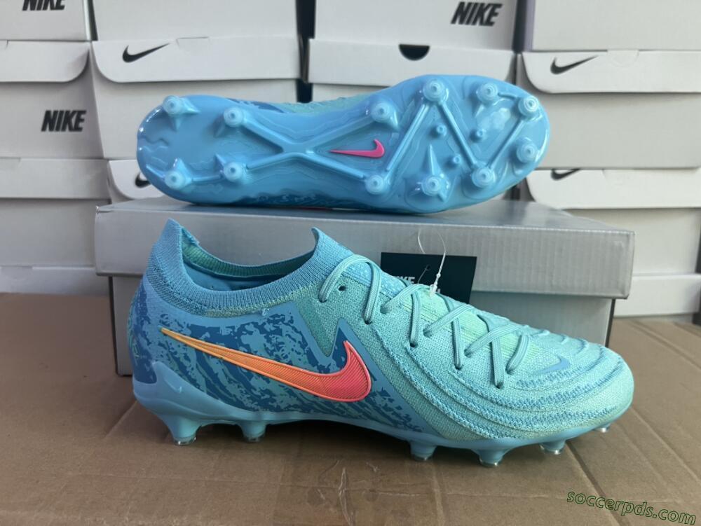 Nike Phantom Luna Elite AG Low-Tops Football Boots - Jade/Pink/Yellow