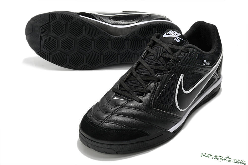 Supreme x Nike SB Gato IC Low-Tops Football Shoes - Black/White 3