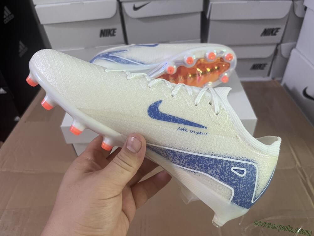 Nike Air Zoom Mercurial Vapor 16 Elite AG Low-Tops Football Boots - Beige/Blue