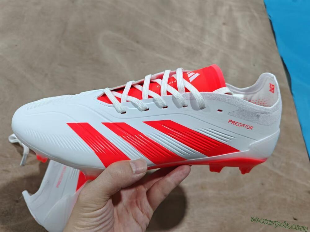 Adidas Predator Accuracy.1 FG Low-Tops Football Boots - Beige/White/Red