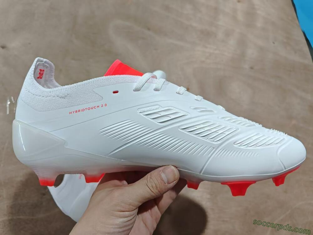 Adidas Predator Accuracy.1 FG Low-Tops Football Boots - Beige/White/Red