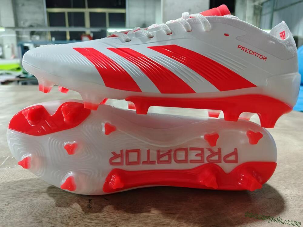 Adidas Predator Accuracy.1 FG Low-Tops Football Boots - Beige/White/Red