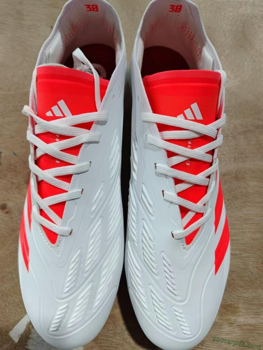 Adidas Predator Accuracy.1 FG Low-Tops Football Boots - Beige/White/Red