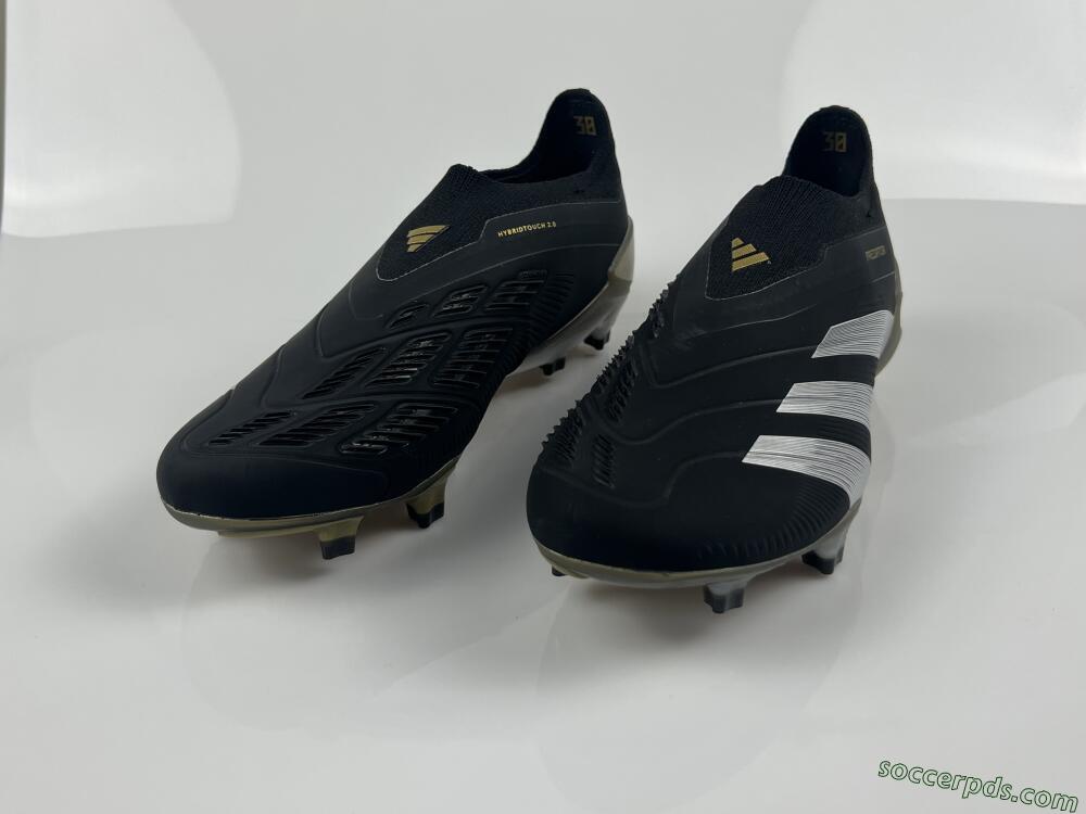 Adidas Predator Accuracy+ FG Low-Tops Football Boots - Black/White/Gold