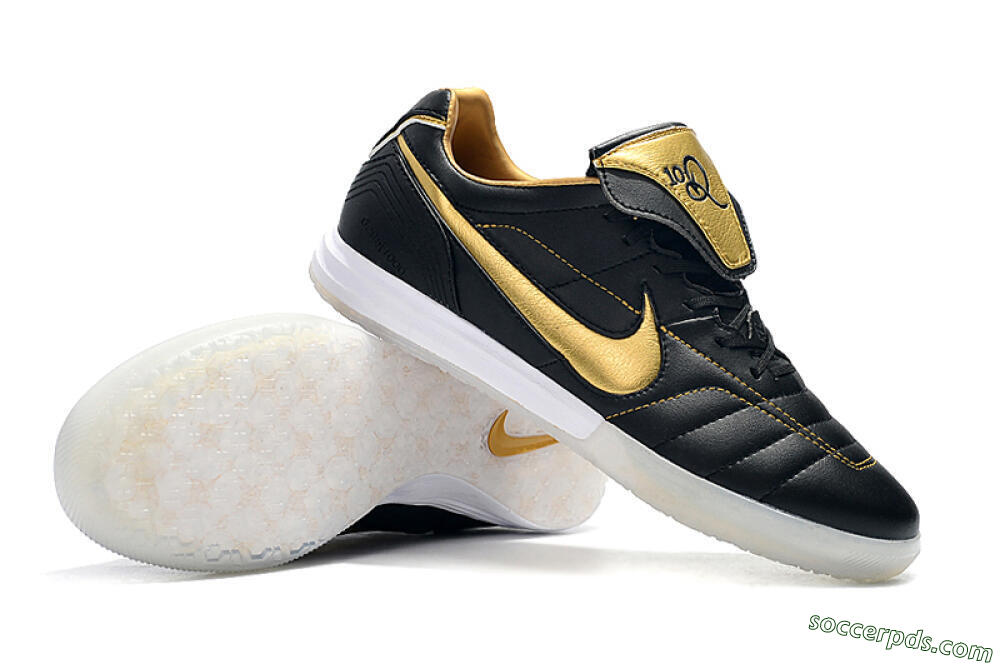 Nike Tiempo Legend 7 Elite R10 IC Low-Tops Football Shoes - Black/Gold/White 4