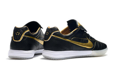 Nike Tiempo Legend 7 Elite R10 IC Low-Tops Football Shoes - Black/Gold/White