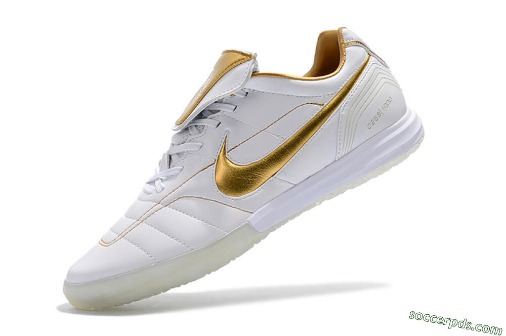 Nike Tiempo Legend 7 Elite R10 IC Low-Tops Football Shoes - White/Gold 8