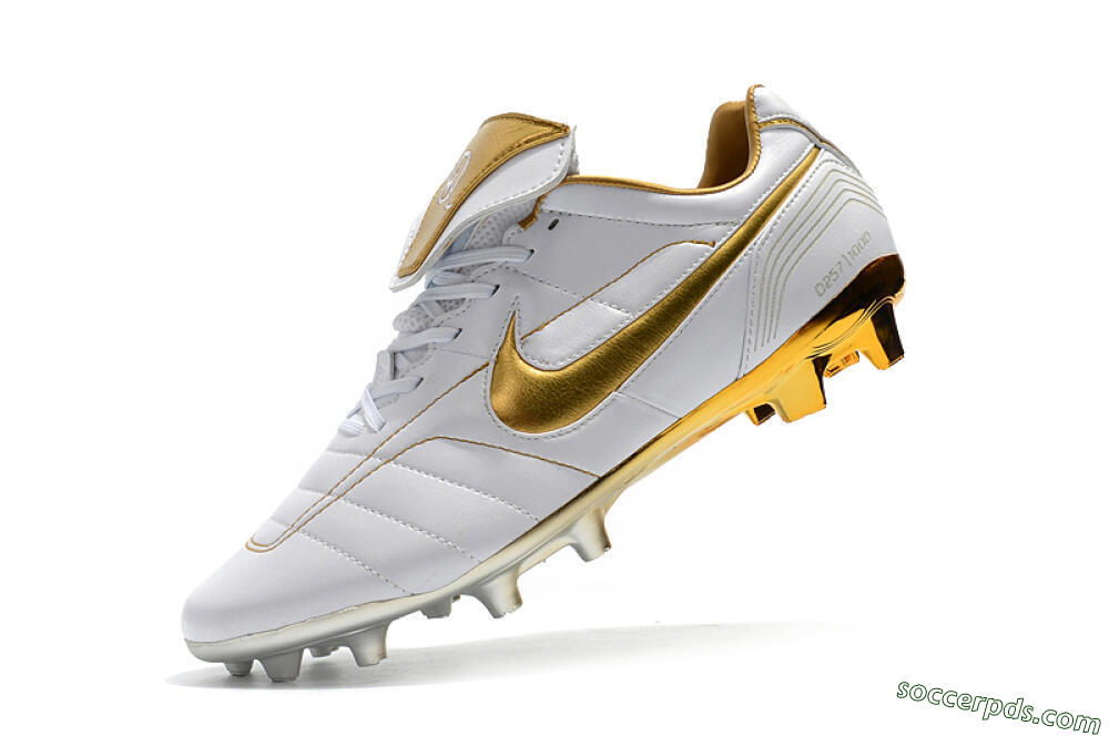 Nike Tiempo Legend 7 Elite R10 FG Low-Tops Football Boots - White/Gold 8