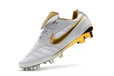Nike Tiempo Legend 7 Elite R10 FG Low-Tops Football Boots - White/Gold