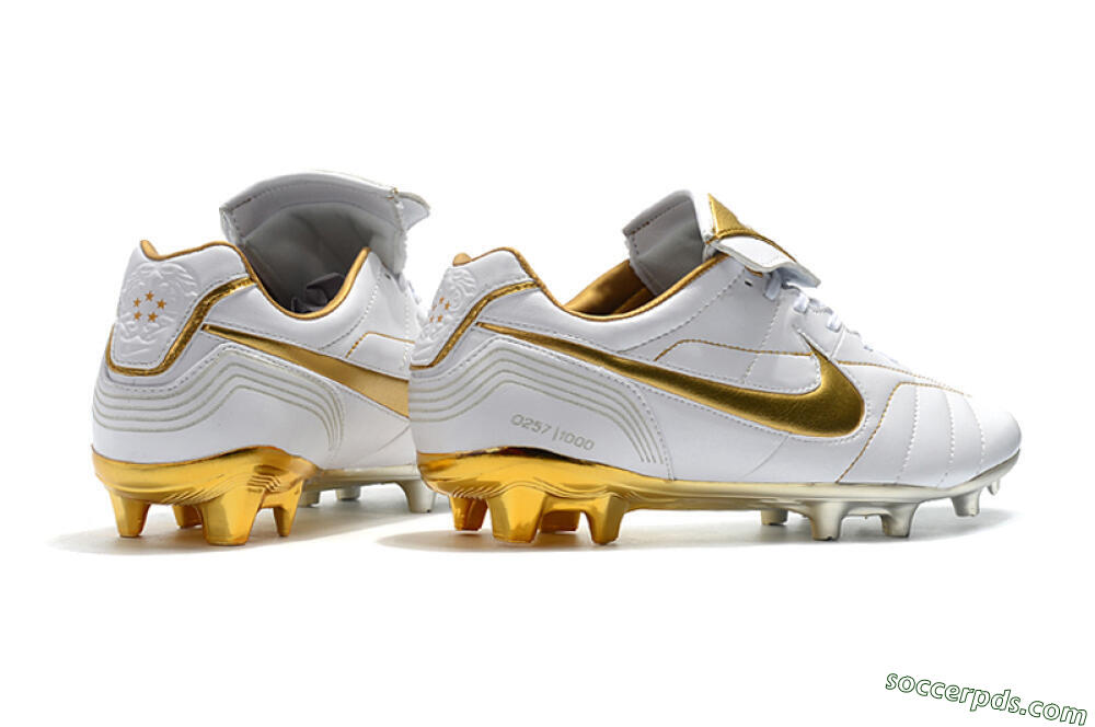Nike Tiempo Legend 7 Elite R10 FG Low-Tops Football Boots - White/Gold 9