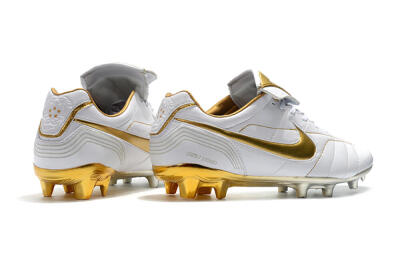 Nike Tiempo Legend 7 Elite R10 FG Low-Tops Football Boots - White/Gold