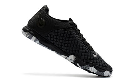 Nike React Gato IC Low-Tops Football Shoes - Black/Silver/Grey