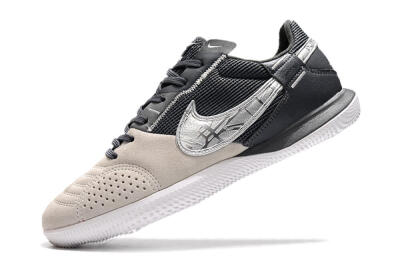 Nike Street Gato IC Low-Tops Football Shoes - Beige/Silver/Black