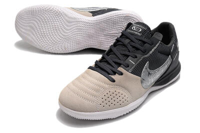 Nike Street Gato IC Low-Tops Football Shoes - Beige/Silver/Black