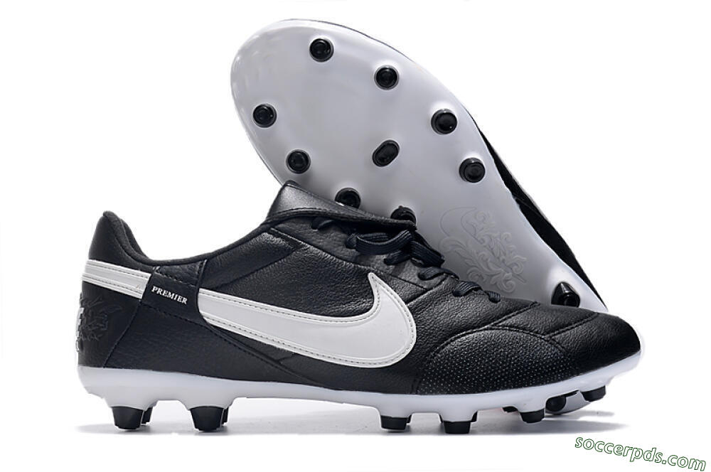 Nike The Premier 3 FG Low-Tops Football Boots - Black/White 1