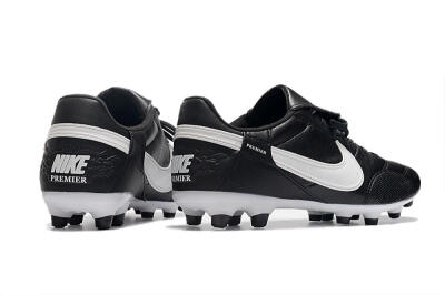 Nike The Premier 3 FG Low-Tops Football Boots - Black/White