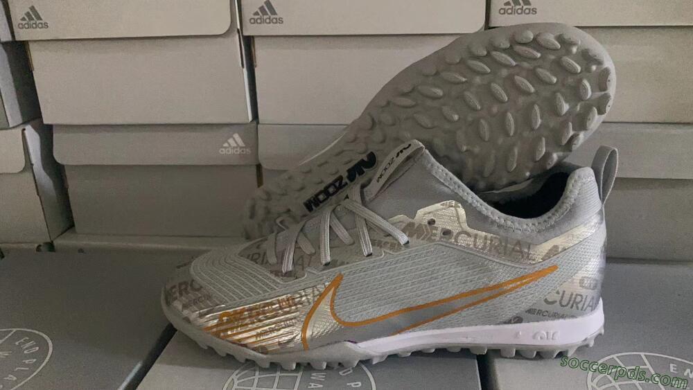 Nike Air Zoom Mercurial Vapor 15 Pro TF Low-Tops Football Shoes - Silver/Gold/Black