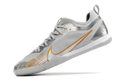 Nike Air Zoom Mercurial Vapor 15 Pro IC Low-Tops Football Shoes - Silver/Gold/White
